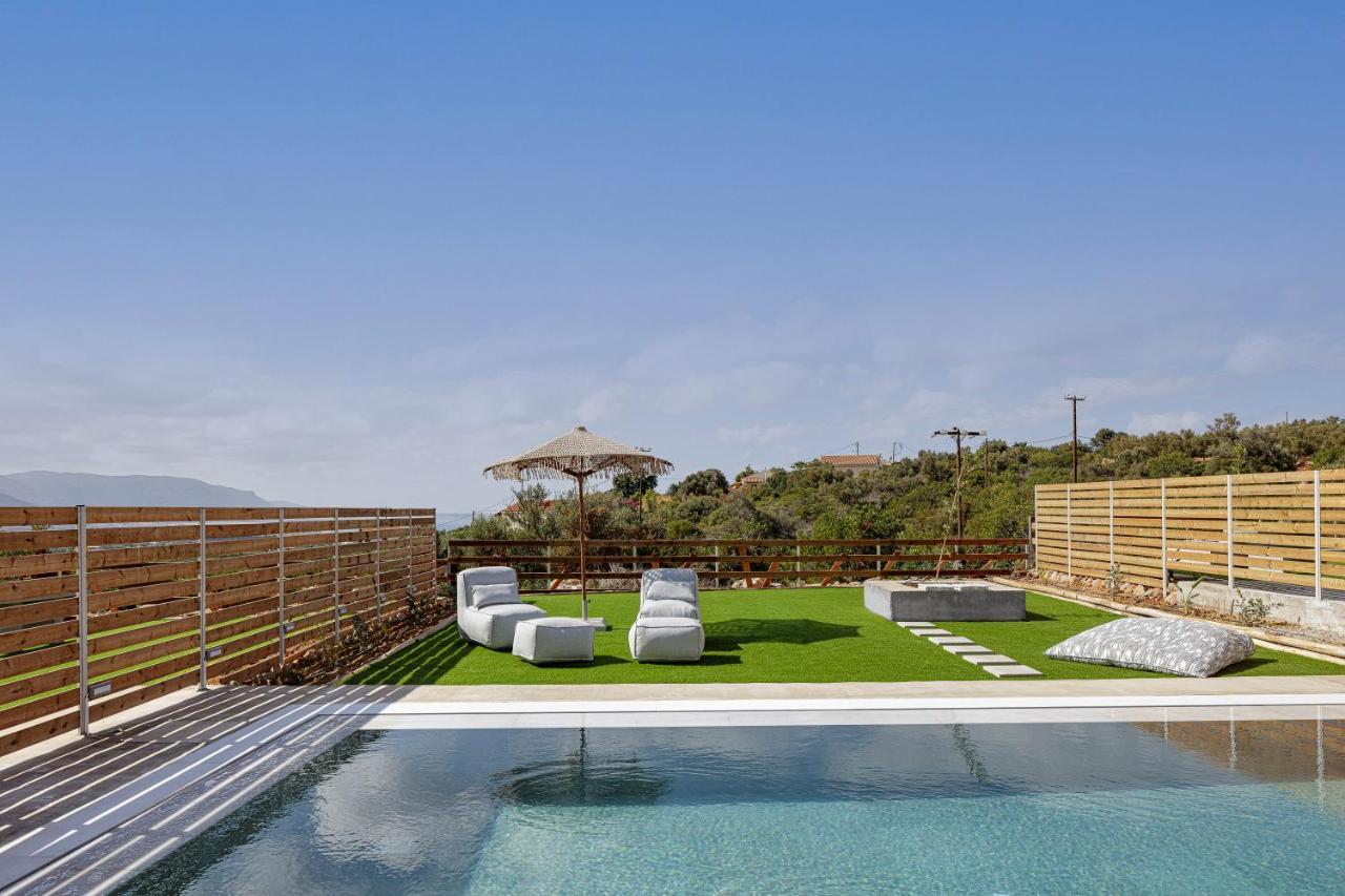 Carob Villas, An Eco-Friendly Hideaway Sissi  Exterior photo